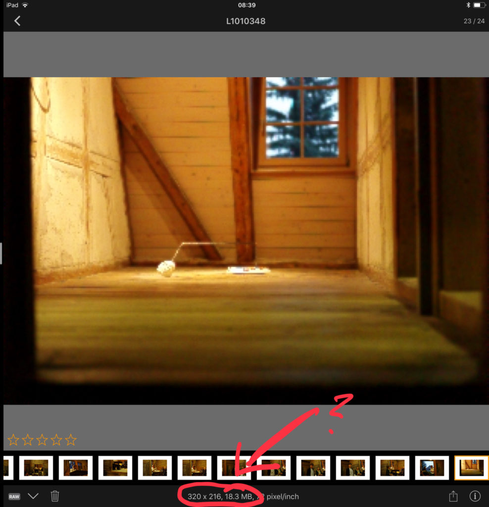 Pixave zeigt leider nur eingebettete Vorschaubilder in Raw-Dateien, was bei älteren Kameras recht pixelig aussieht. Dafür lassen sich die Raw-Originale direkt z.B. in Filterstorm Neue Pro öffnen.